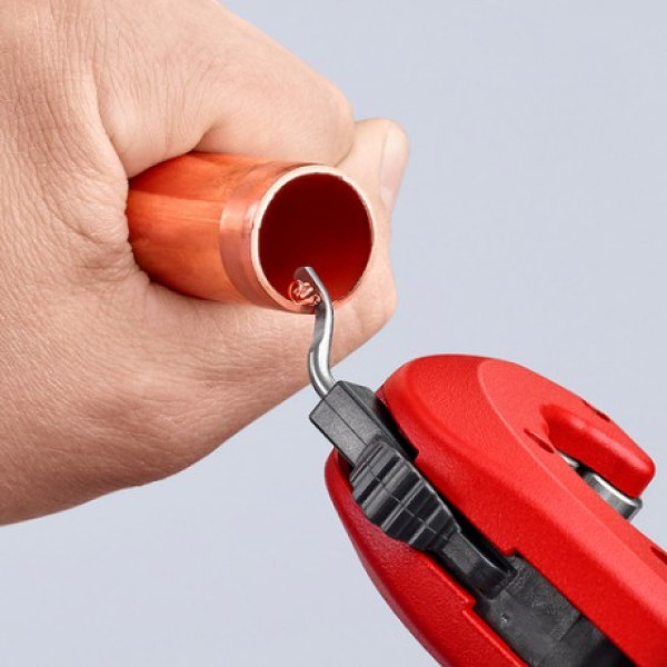 Труборез KNIPEX TubiX® для медных, латунных и нержавеющих труб, 6-35 мм (90 31 02 BK)