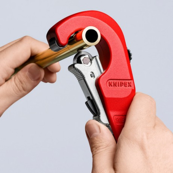 Труборез KNIPEX TubiX® для медных, латунных и нержавеющих труб, 6-35 мм (90 31 02 BK)