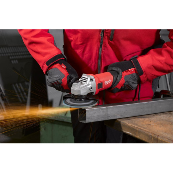 Углошлифовальная машина MILWAUKEE 125 мм AG 800-125 E (4933451211)