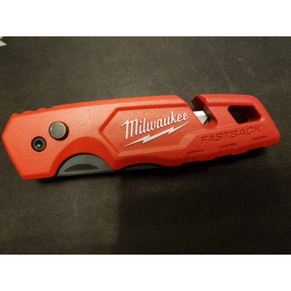 Нож складной многофункциональный FASTBACK™ MILWAUKEE с хранением лезвий (4932471358)