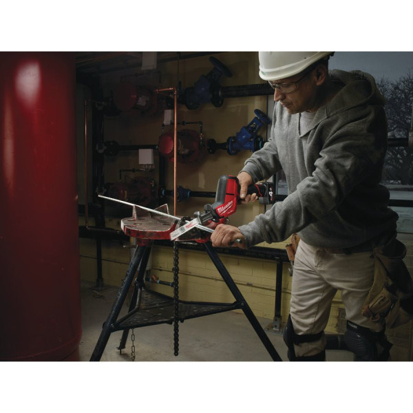 Пила сабельная аккумуляторная бесщеточная MILWAUKEE M12 CHZ-602X (ЗУ+2акк.Х6Ач+HDкейс) (4933451511)