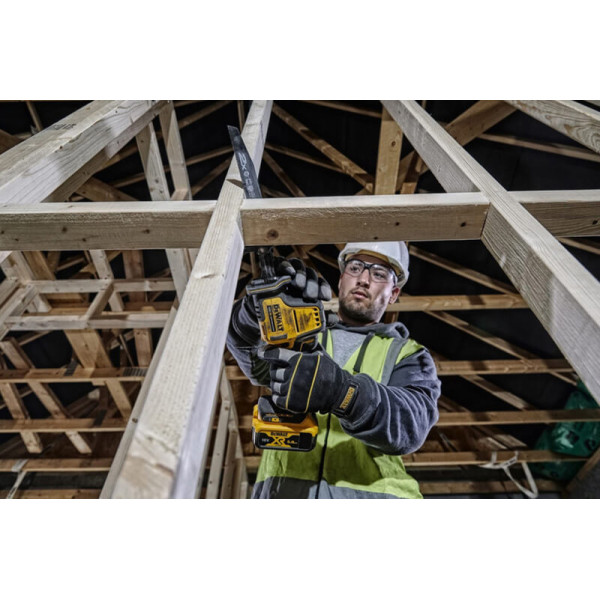 Пила сабельная аккумуляторная бесщеточная DeWALT DCS369NT