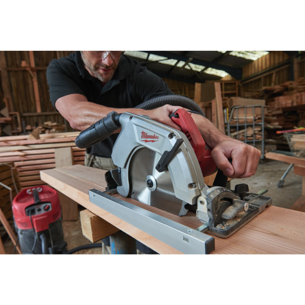 Циркулярная пила MILWAUKEE CS 85 CBE (4933451116)