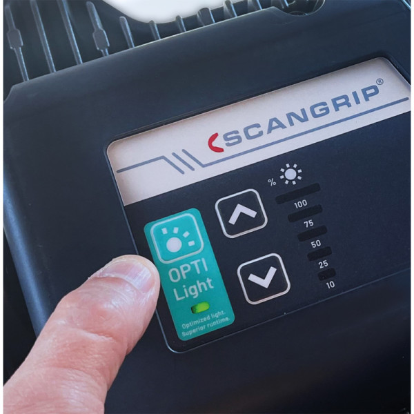 Прожектор переносной 4000 lumen NOVA 4 SCANGRIP (03.6202)