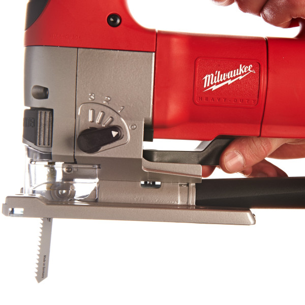 Лобзик MILWAUKEE JSPE 135 TX с грибовидной рукояткой, 750 Вт (4933381230)