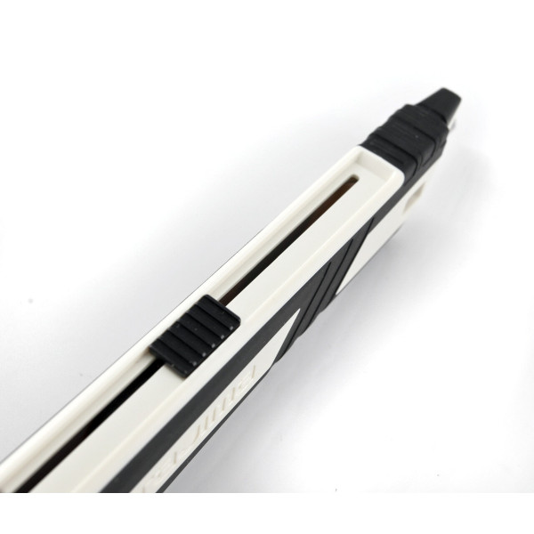 Нож изолированый TAJIMA DKC-L590W с выдвижным сегментным лезвием 18 мм с верхним автоматическим фиксатором (1802-2044)(DC540W)