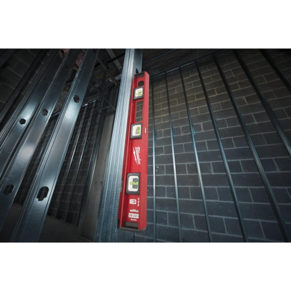 Уровень I-Beam магнитный - 60 см MILWAUKEE (4932478565)