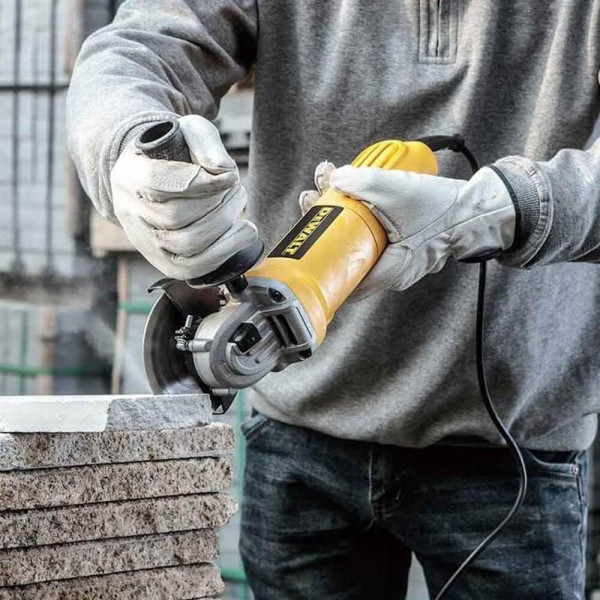 КШМ (кутова шліфувальна машина) DeWALT DWE 4117 (DWE4117)