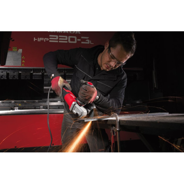 Кутова шліфувальна машина MILWAUKEE 125 мм AGV 15-125 XC 1550Вт (4933428120)
