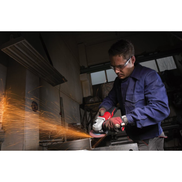Кутова шліфувальна машина MILWAUKEE 125 мм AGV 15-125 XC 1550Вт (4933428120)