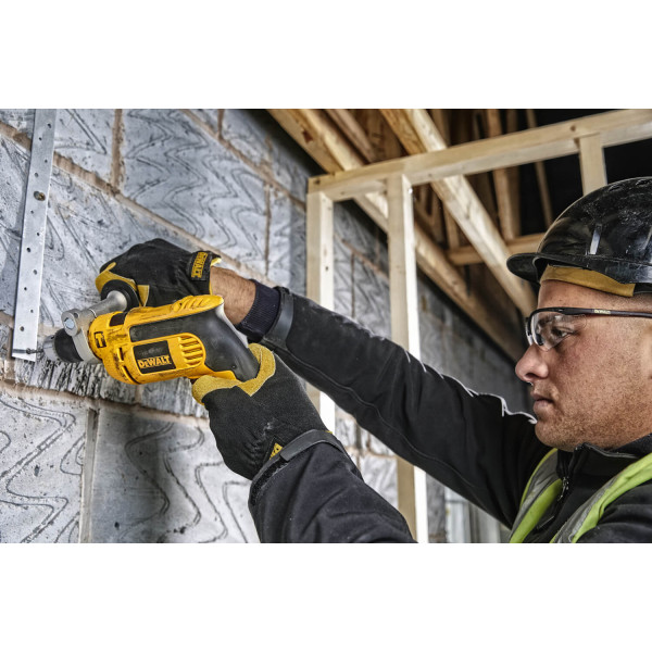 Дриль мережевий ударний DeWALT (DWD024)