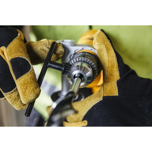 Дриль мережевий ударний DeWALT (DWD024)