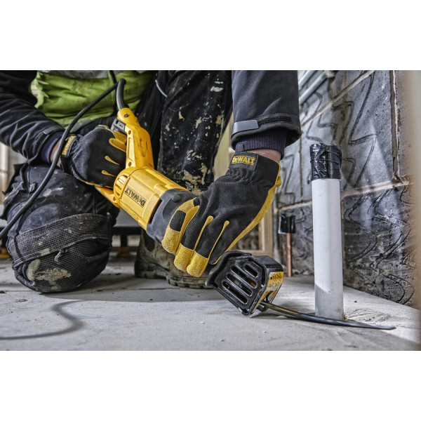 Пила шабельна мережева DeWALT (DWE305PK)